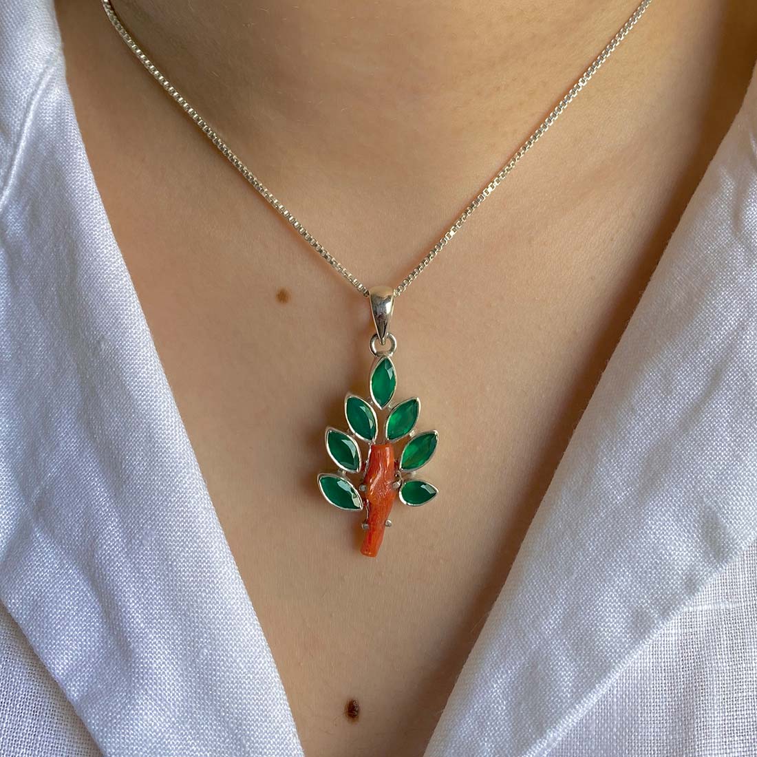 Red Coral / Green Onyx Pendant-(COR-P-76)